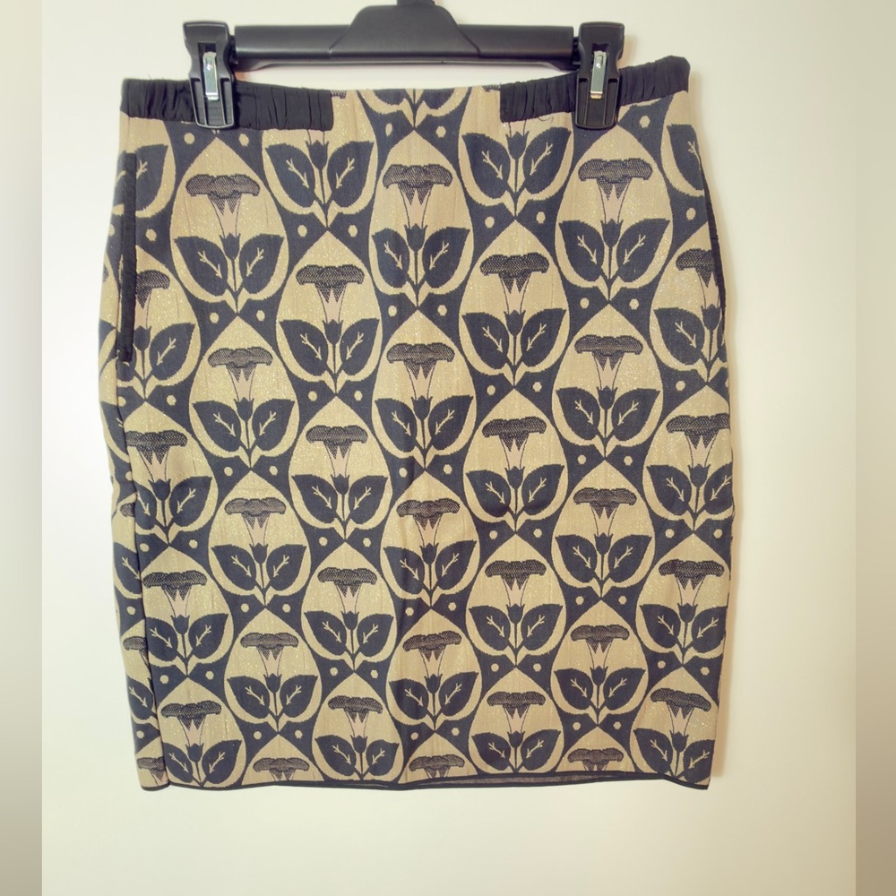 #650 HOSS Intropia Patterned Skirt size 38/8